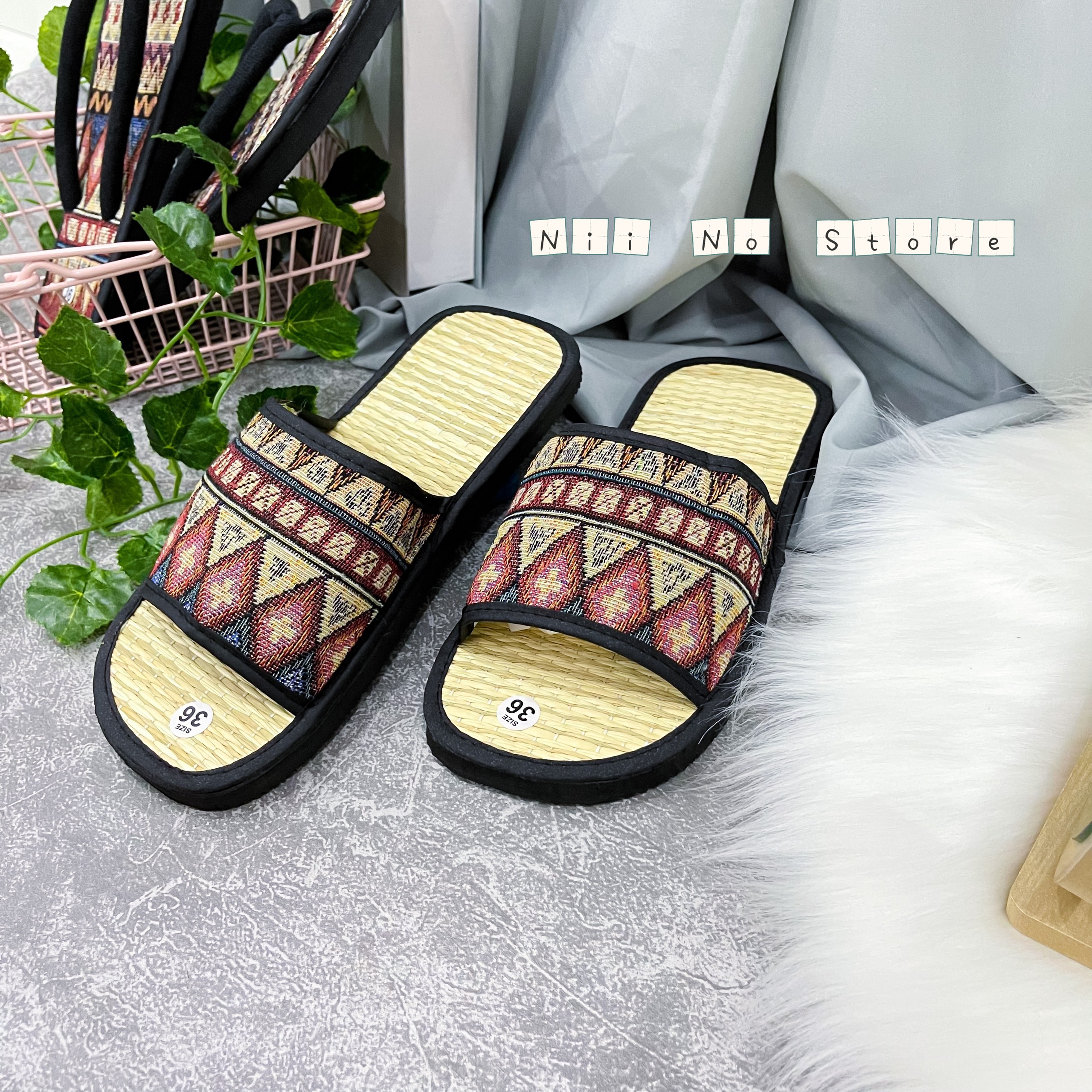 Dép chiếu quai ngang họa tiết thổ cẩm
