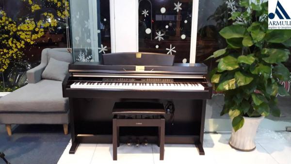 Đàn Piano Điện Yamaha CLP-240R
