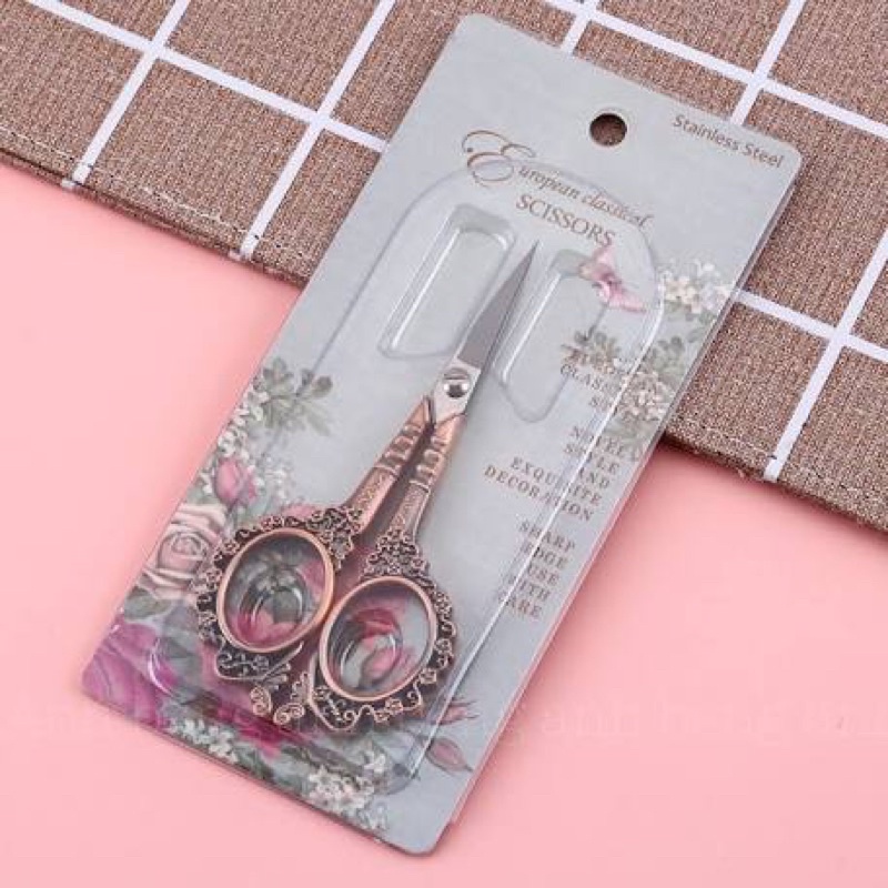 Kéo Hoàng Cung cắt phom móng siêu bén sang xịn