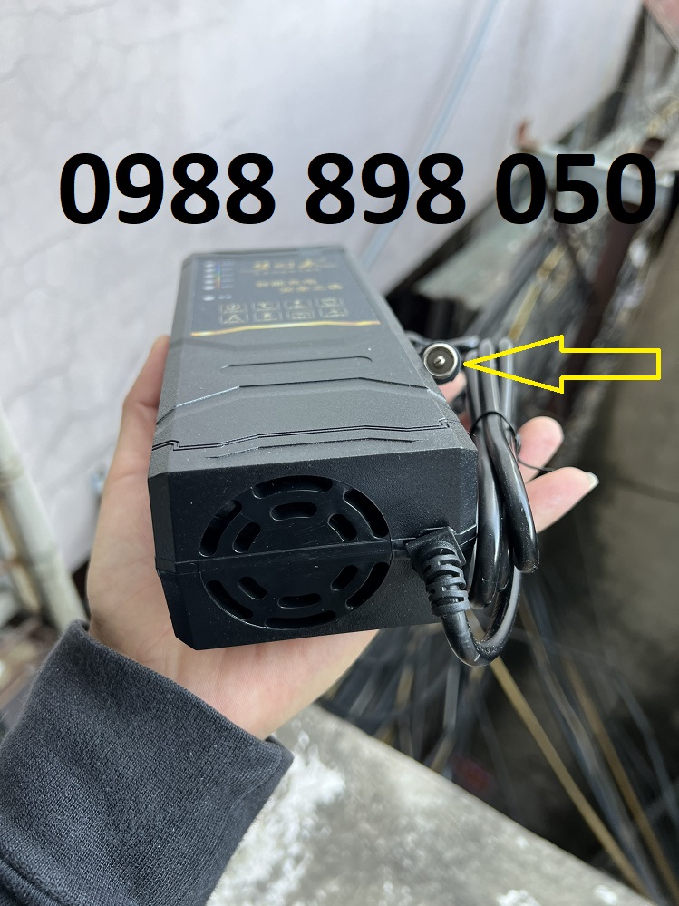 CỤC SẠC XE ĐẠP ĐIỆN 48V 12AH CHÂN TRÒN HÀNG CAO CẤP