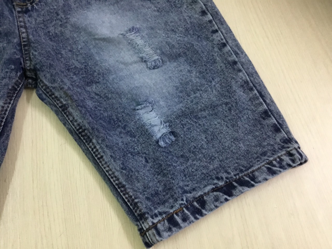 Quần Jean lửng cho bé trai (20-40kg)