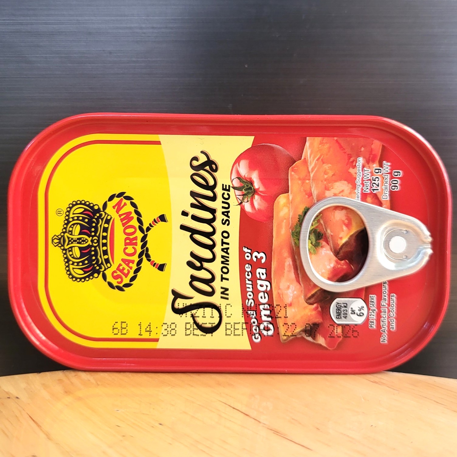 Sea crown - hộp dẹt đỏ 125g - cá trích sốt cà / sardines in tomato sauce