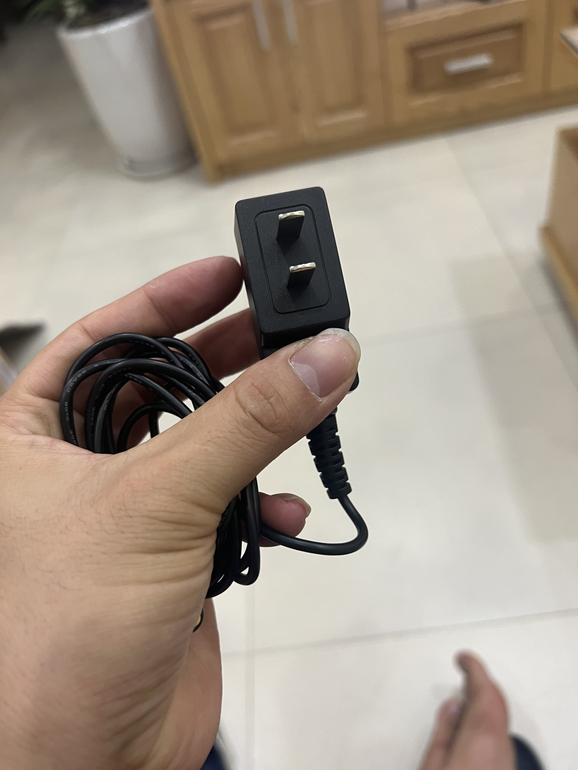 Nguồn-Adapter Máy Đo Huyết Áp Omron 6v-700ma