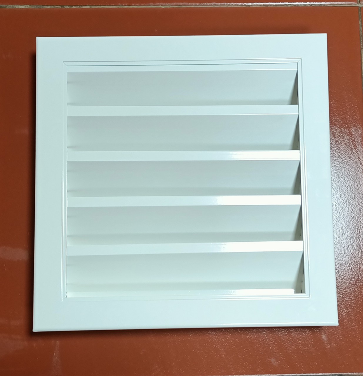 Cửa gió nan Z, cửa louver, miệng gió che lỗ thoáng, miệng gió ngoài trời, cửa gió chớp, cửa chớp, cửa thông gió cửa gió điều hòa nhôm sơn tĩnh điện, cửa nhôm