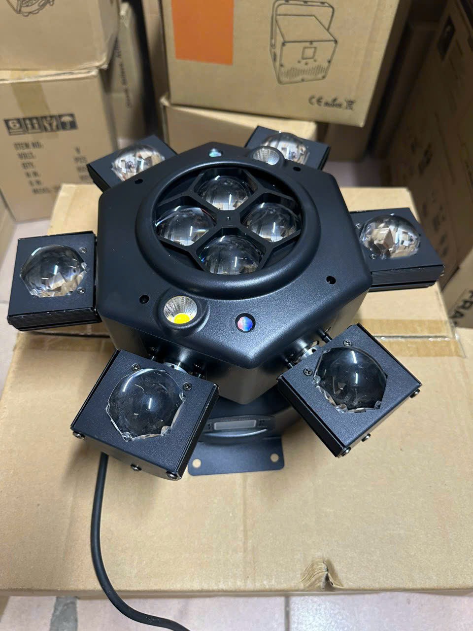 # ĐÈN MOVING 16 MẮT PRO VIỀN LED