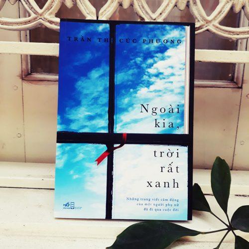Ngoài Kia, Trời Rất Xanh