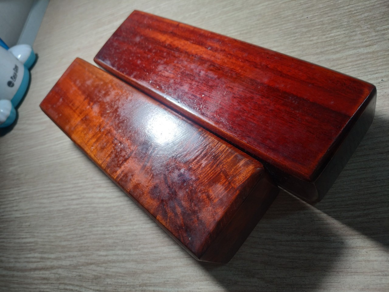 CỤC GỖ ỦI QUẦN ÁO LOẠI TỐT