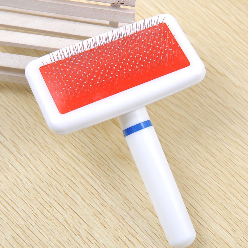 Lược chải lông cho chó mèo có nút bấm lấy lông, làm bằng chất liệu tốt, bền, thao tác dễ dàng, đơn giản