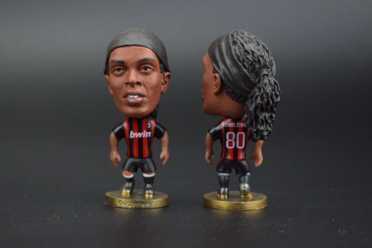 Tượng cầu thủ bóng đá CLB AC Milan