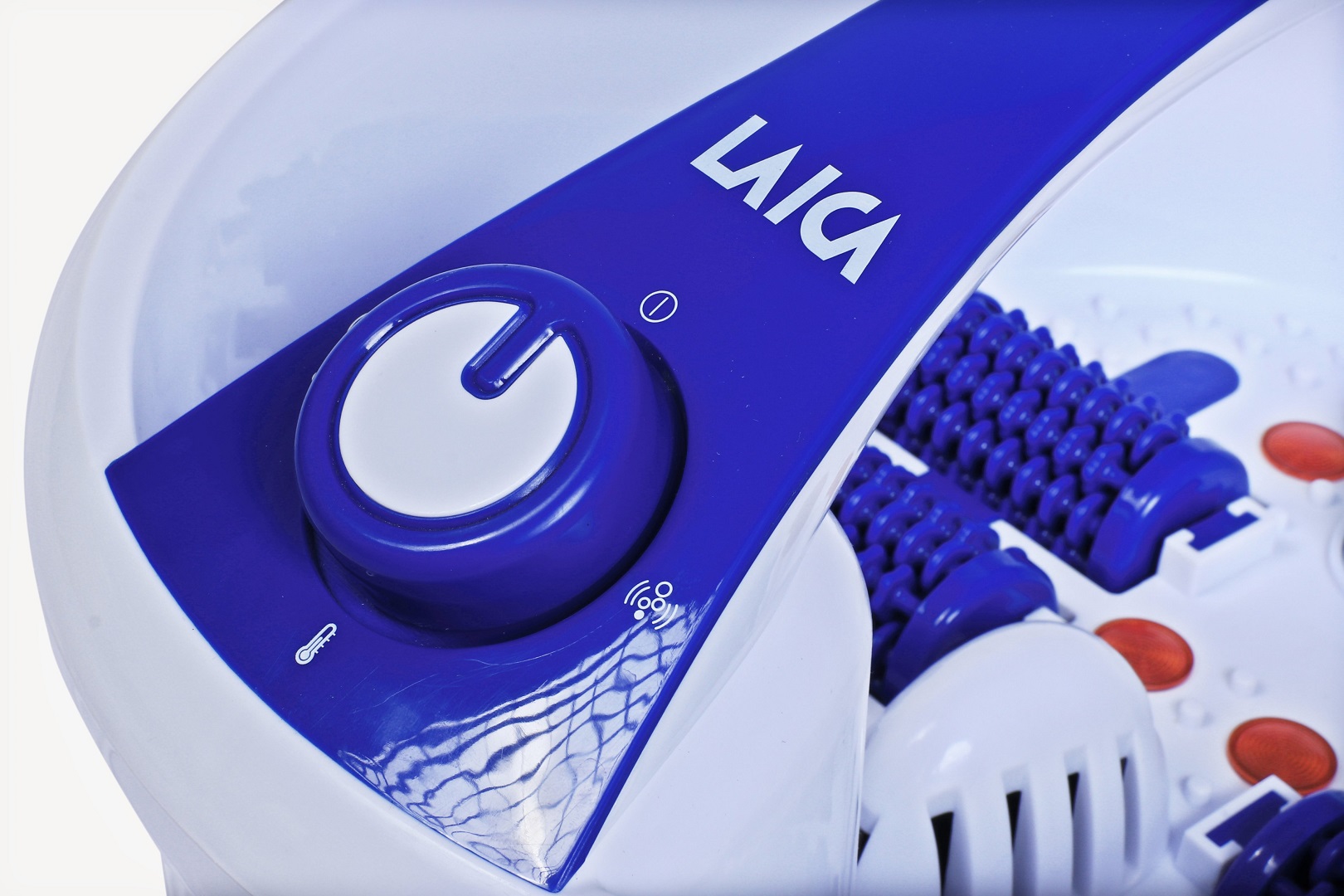 Bồn ngâm chân massage Laica PC1018 3 chế độ