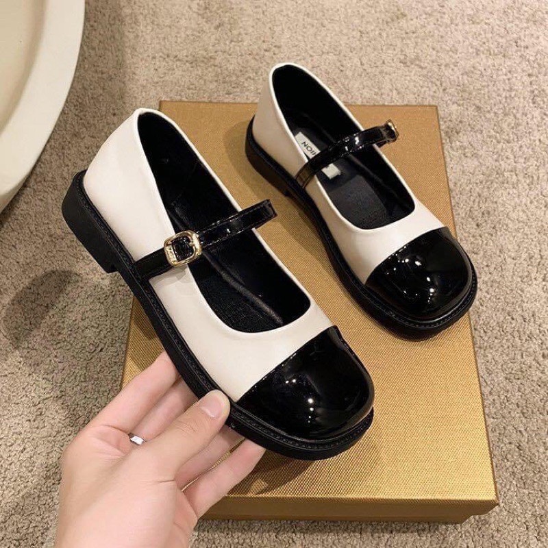 Giày đế đốc quai đơn phối da bóng trẻ trung