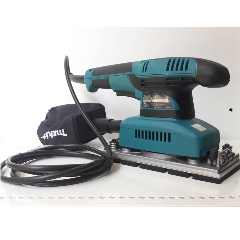 Máy chà nhám rung makita bo3710