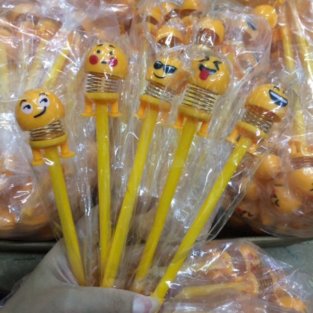 Bút bi nước emoji lúc lắc