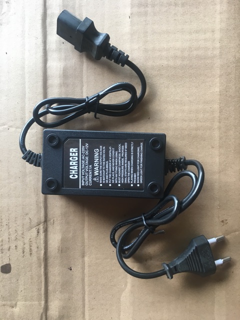 Cục Sạc 12v Bình Xịt Điện thắng máy cưa xích