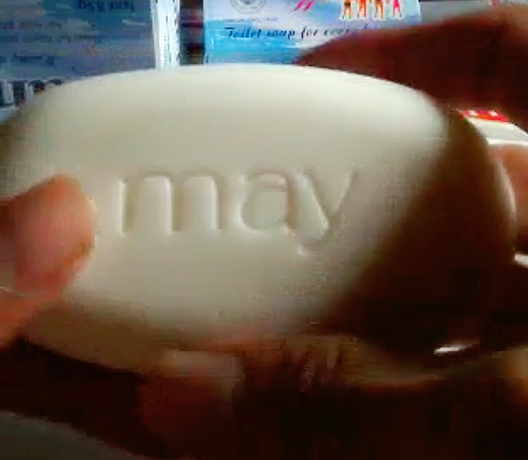 Lẻ 1 bánh xà phòng MAY trắng (xà bông cục thơm) 80g
