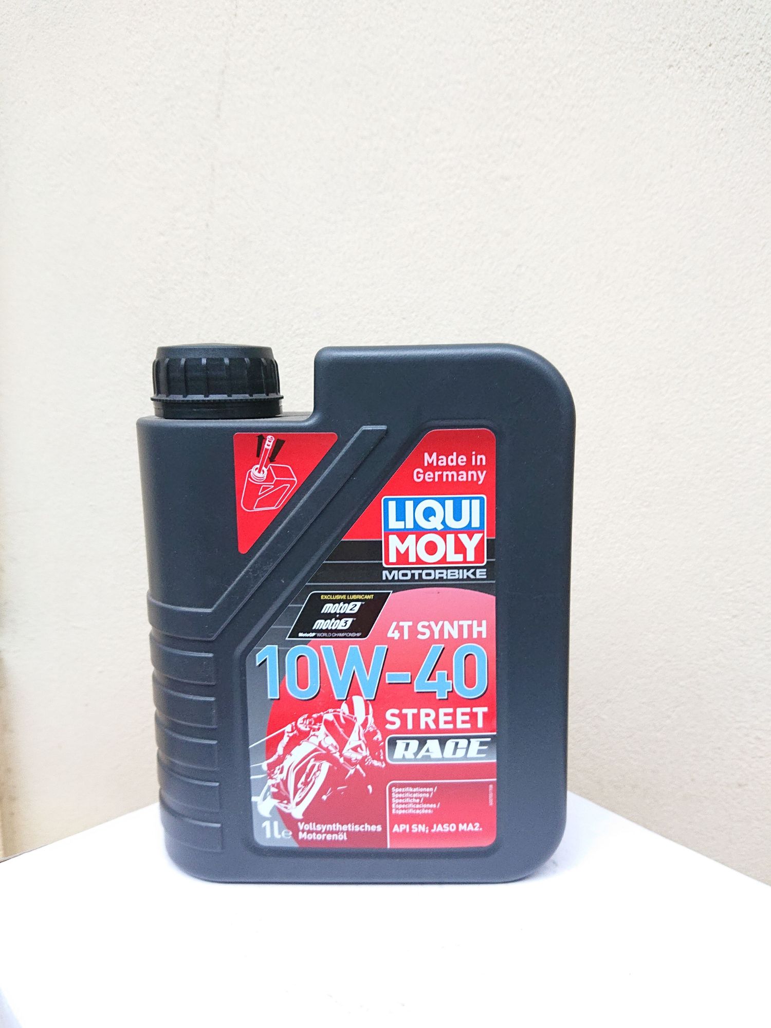 Dầu Nhớt Xe Số Côn Tay LIQUI MOLY 4T Synth Street Race 10W40