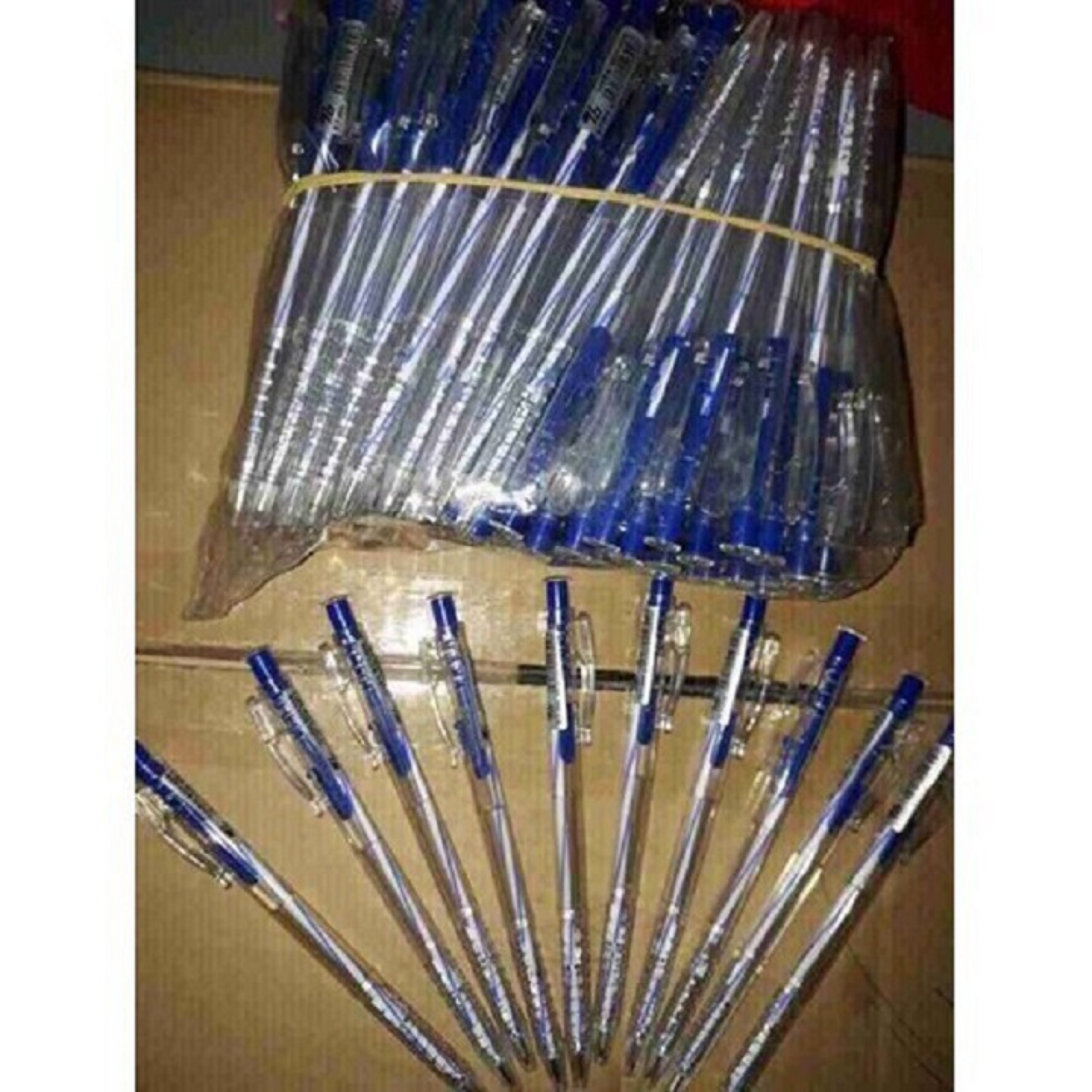 Combo 100 cây bút bi TT 027 giá rẻ.