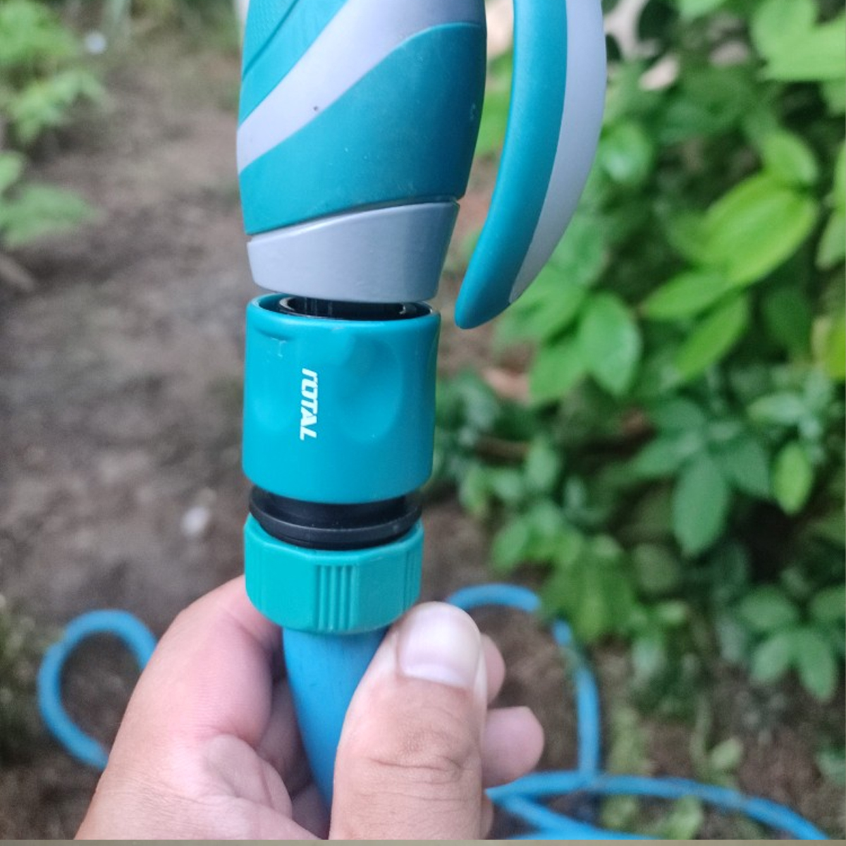 [HỎA TỐC] Vòi xịt tưới cây Total vòi phun nước có chỉnh tia dùng với ống 3/4 inch chất liệu thân nhựa cứng cáp ABS và tay cầm cách nhiệt TDR