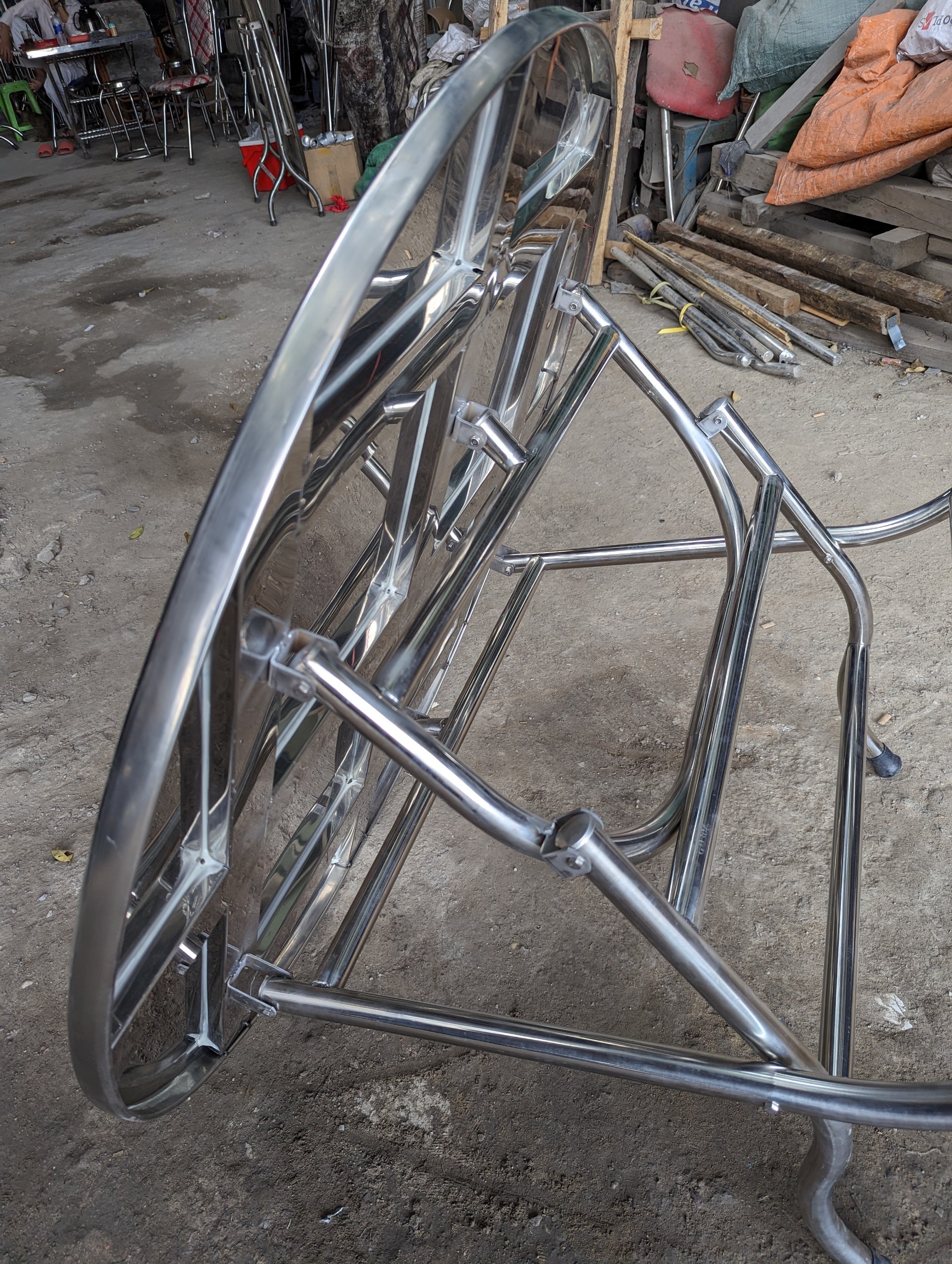 Bàn ăn inox 1m2 gấp gọn cho gia đình , đám tiệc