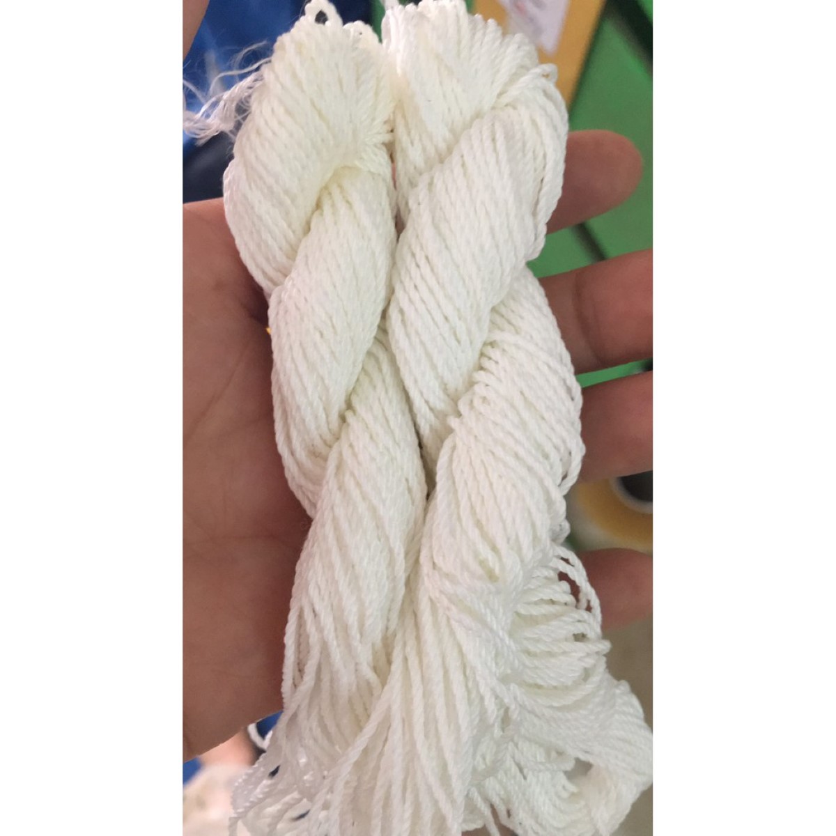 CUỘN DÂY THẢ DIỀU CÓ TAY NẮM DÀI 100M