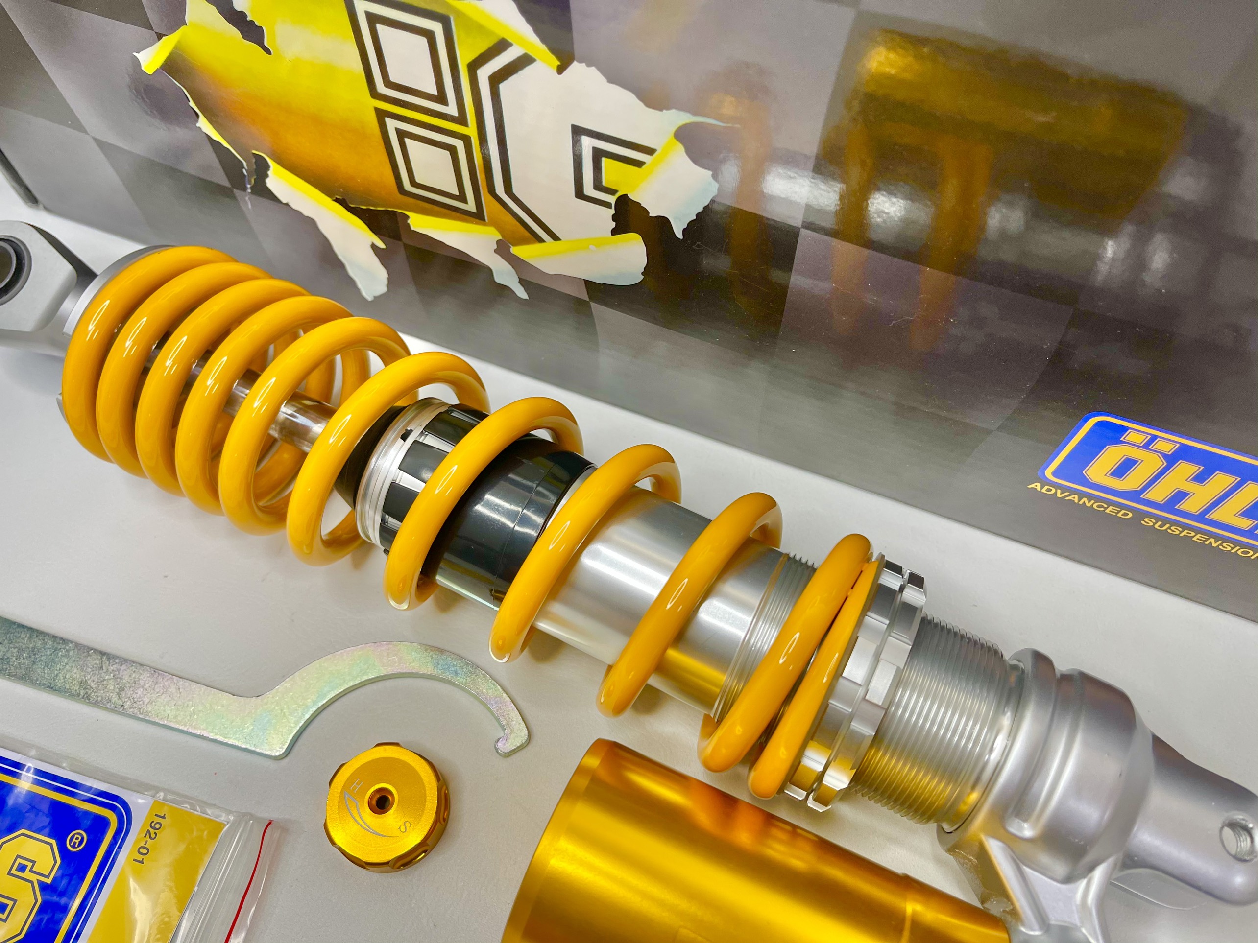 Phuộc Ohlins Vairo/Click/Vision/Luvias/Mio/Beat/Classico/Janus 2lò xo.