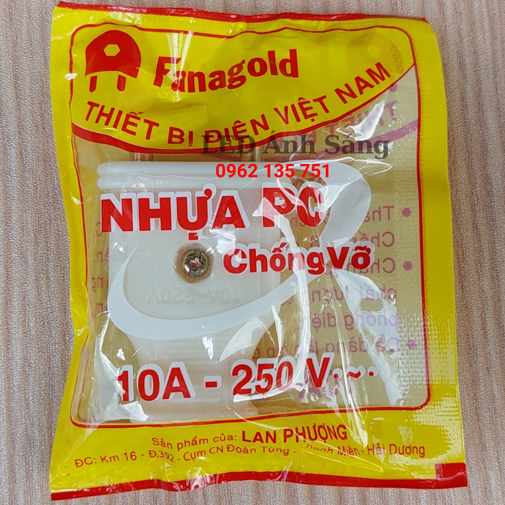 Combo 10 phích cắm 4 ly, phích nối âm Fanagold