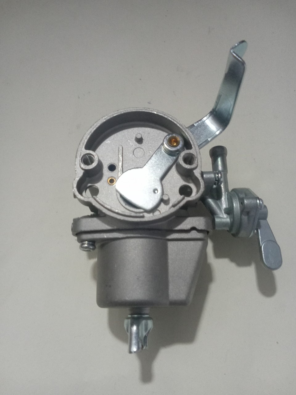 Bình xăng con máy cắt cỏ Oshima 411