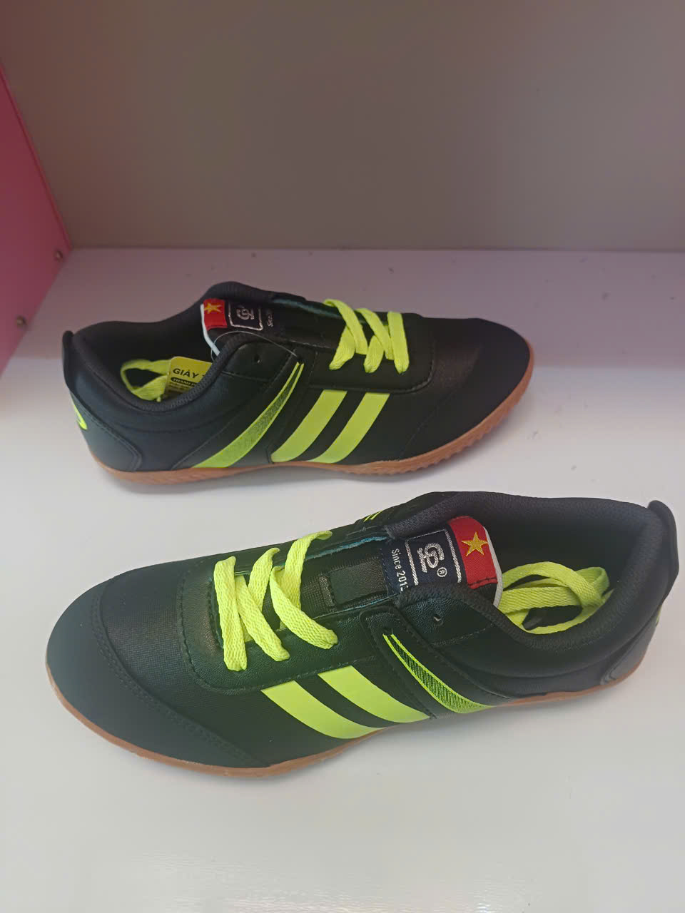 Giày Đá Banh Futsal 3 Màu Cao Cấp
