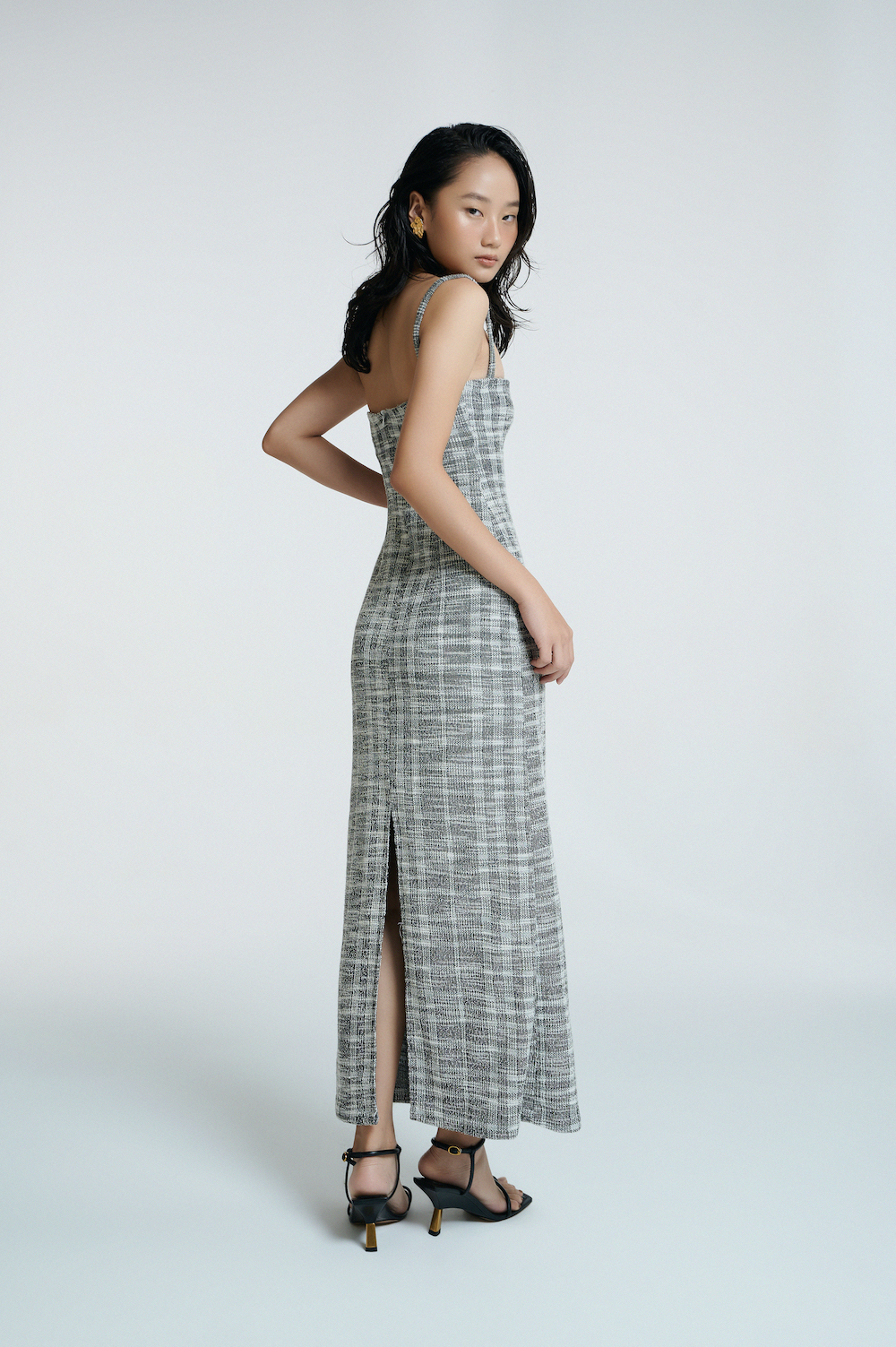 [ LAZXuhuong05 giảm 70K /499K] Đầm dáng dài ôm body CHEN - Winter Lady Dress