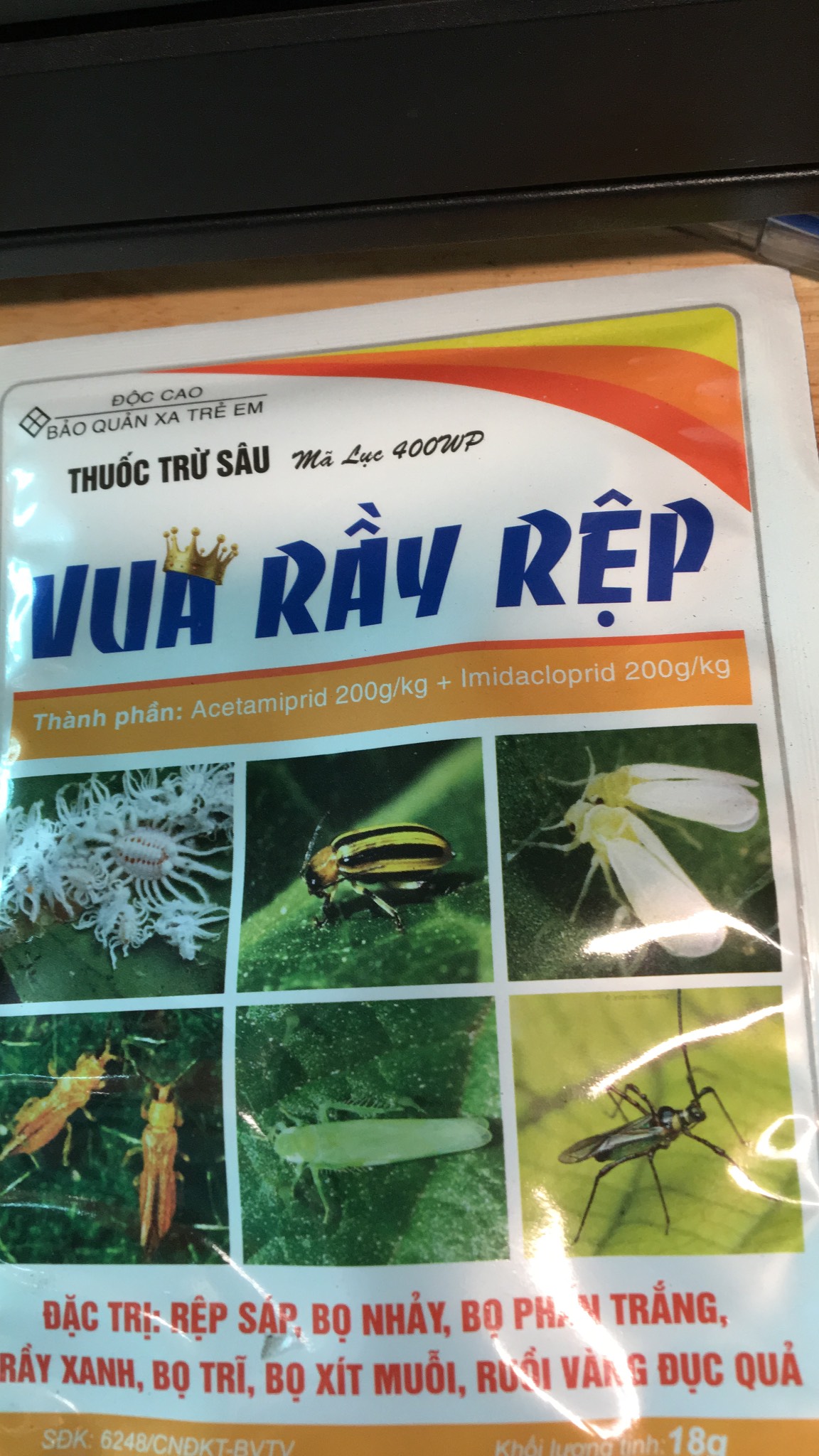 Sản phẩm Vua Rầy Rệp gói 18gr pha 25 lít nước