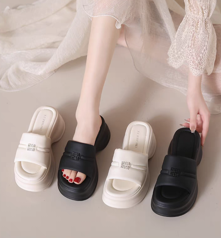 DÉP CG QUAI NGANG CHỮ NỔI