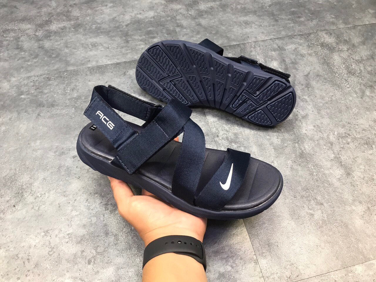 Sandal thể thao nam
