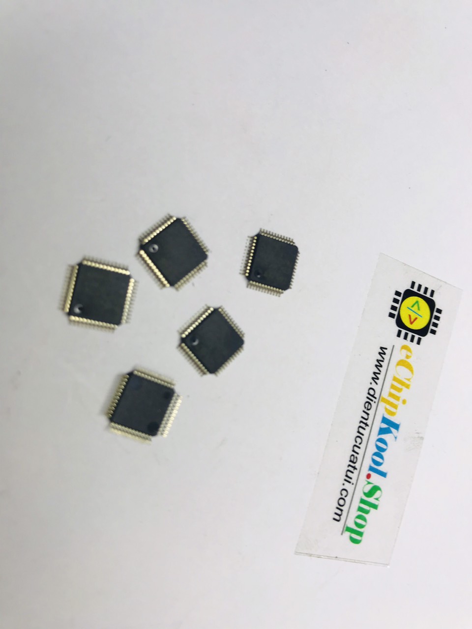 Vi điều khiển  STM8S005K6T6C - QFP32