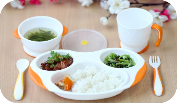 KHAY ĂN 3 NGĂN RICHELL
