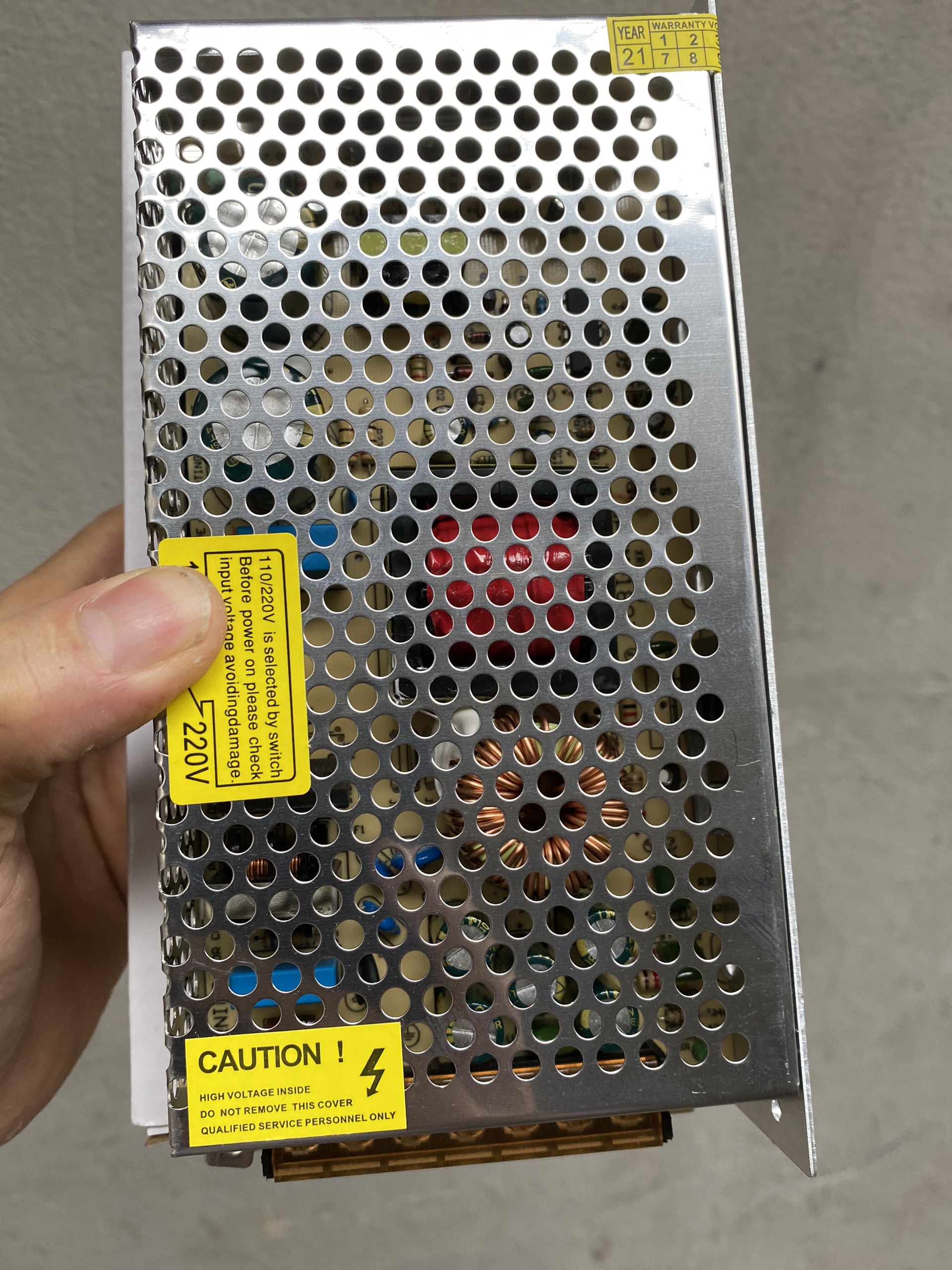 Cục nguồn tổ ong 18V-10A hàng cao cấp