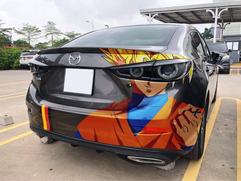 Tem Dán Mazda 3 Đen Hoạt Hình Songoku Cốp Sau Đuôi Xe