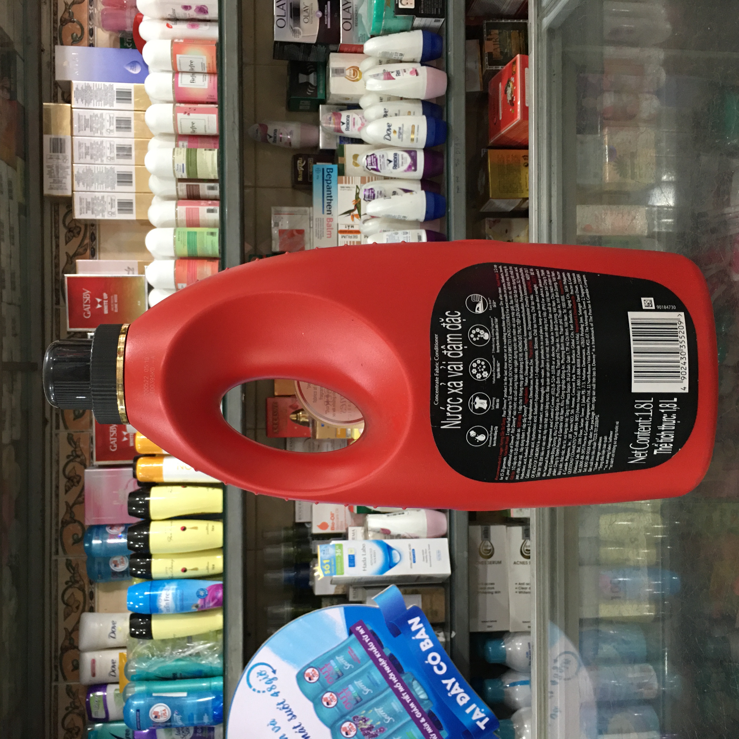 Nước Xả Vải Downy Đam Mê Chai 1.8L