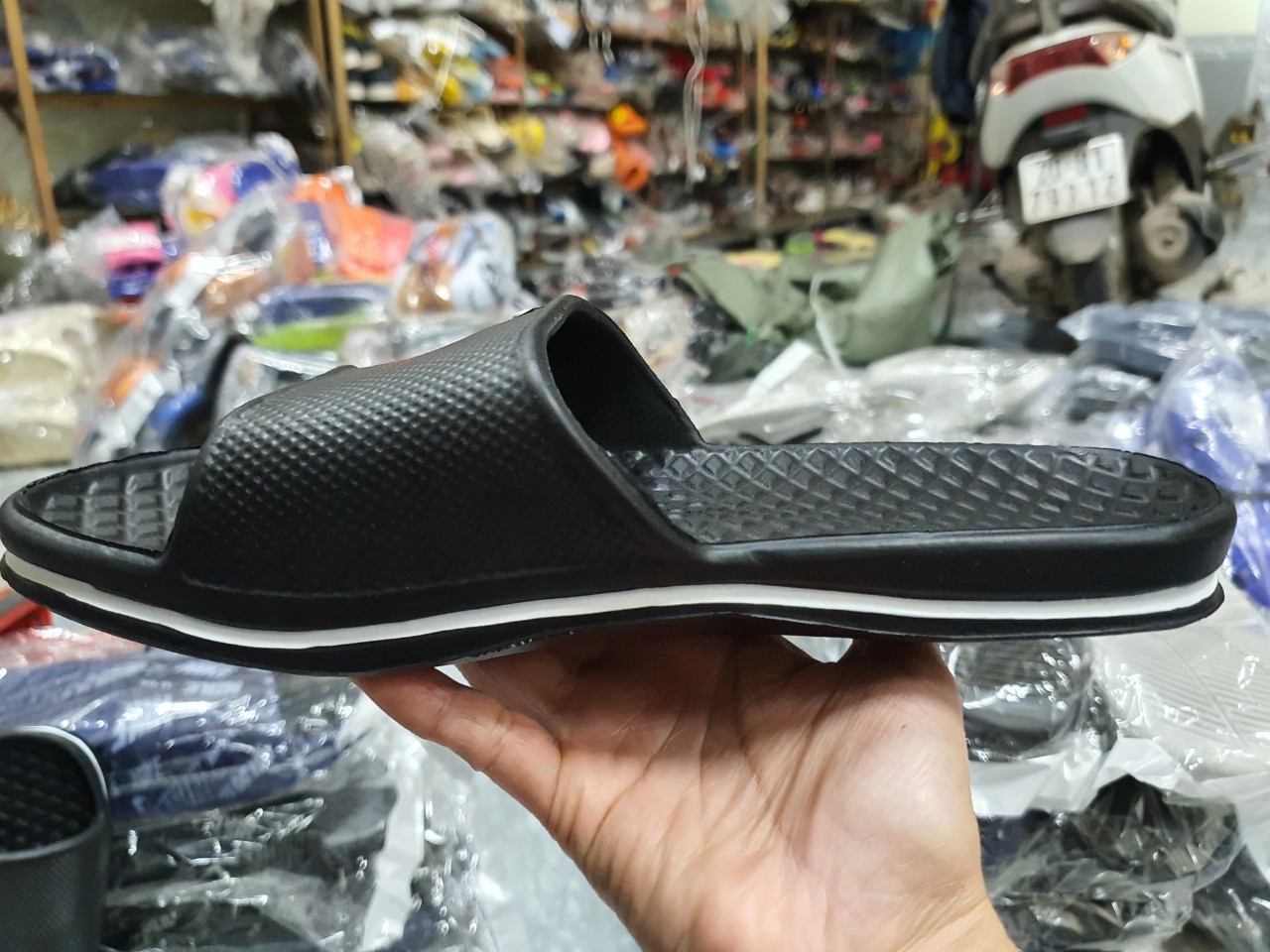 Dép lê savato siêu nhẹ, siêu bền