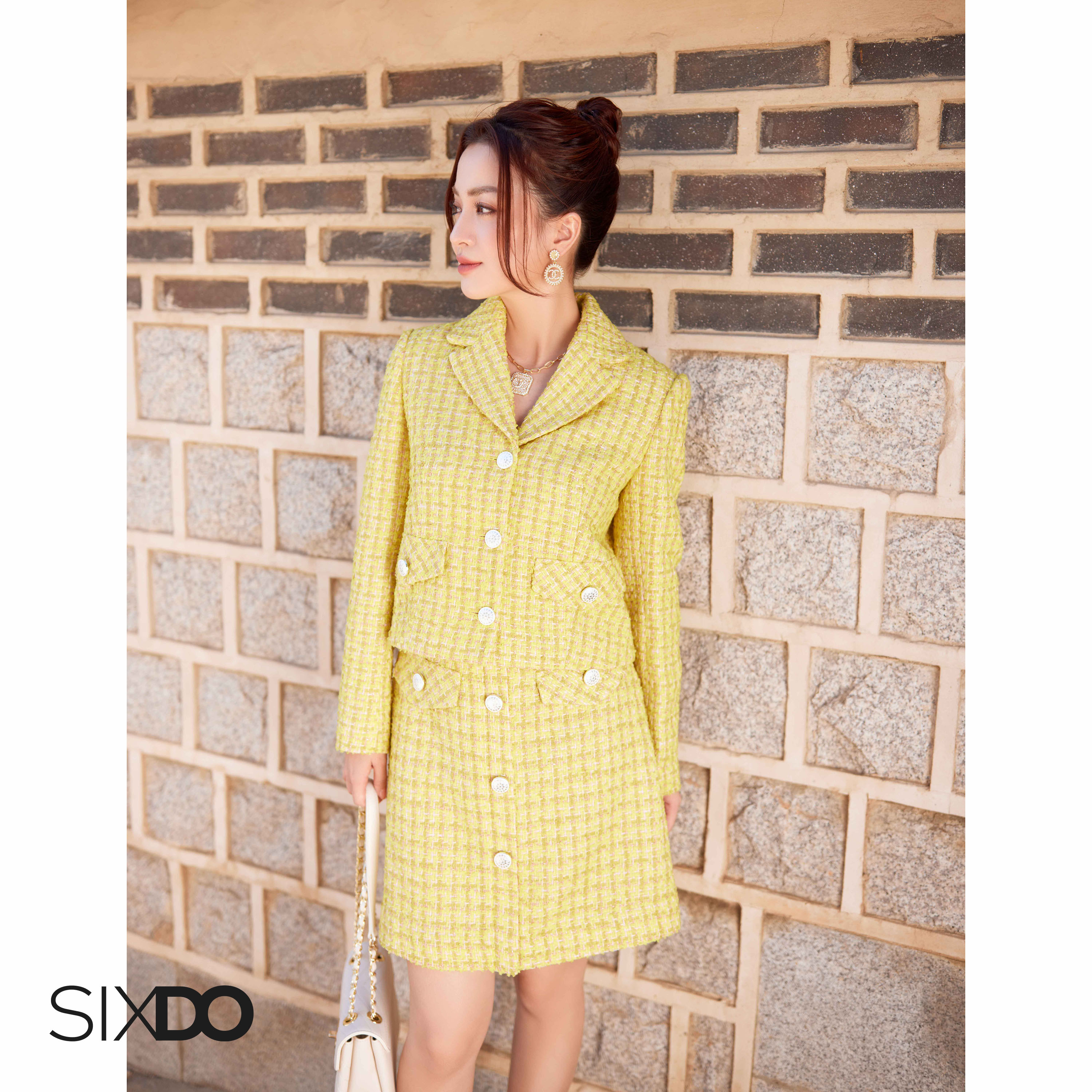 Chân váy tweed phối cúc SIXDO