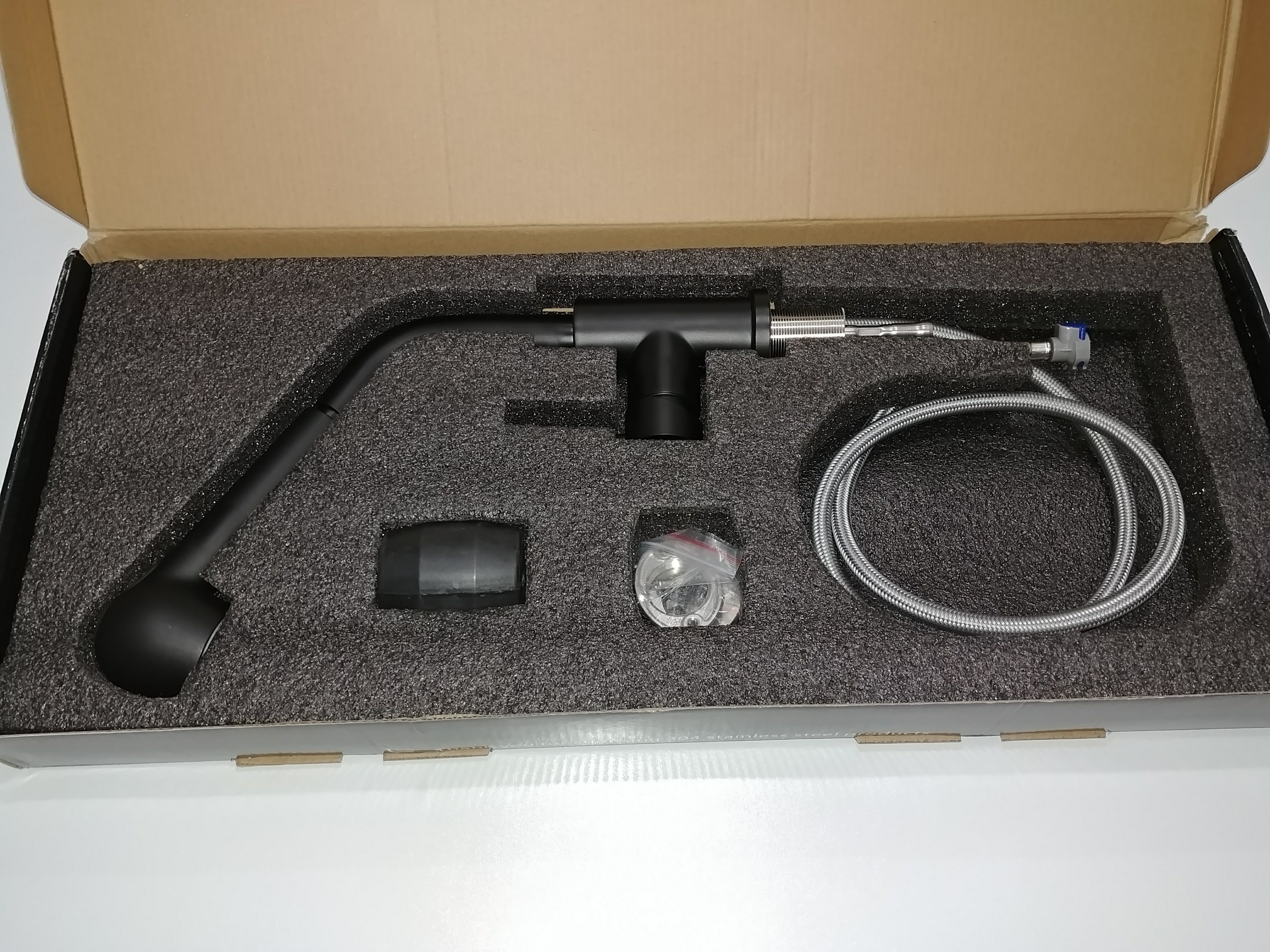 vòi rửa bát nóng lạnh rút dây cổ thấp Lukas
