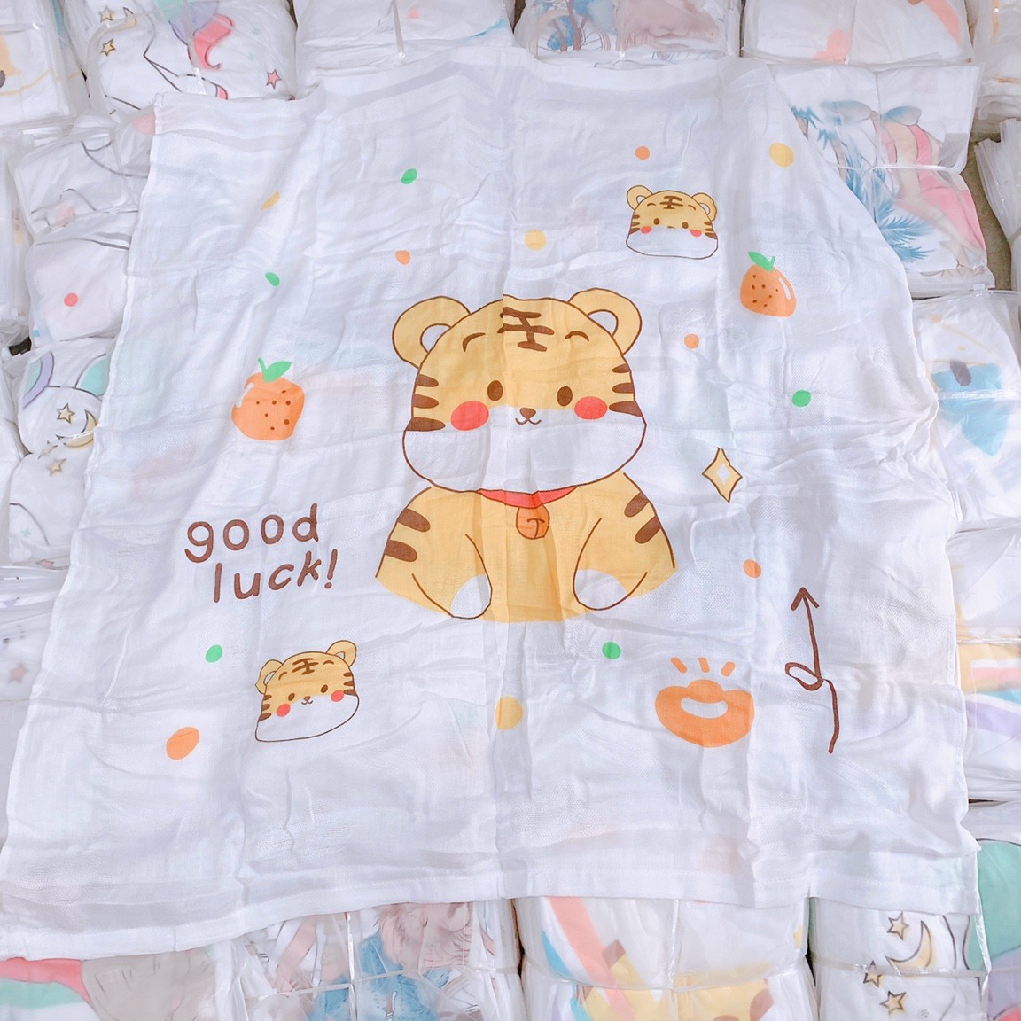 Chăn cho bé, Chăn Lụa Cotton Aden Siêu Mềm Mát kích thướt 110 * 110 cm