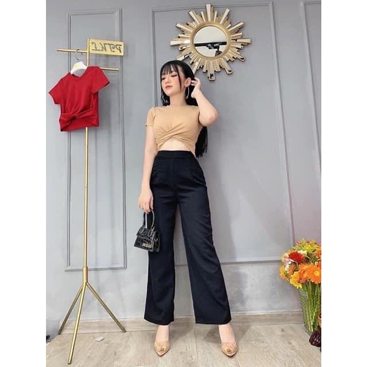 Áo thun nữ xoắn eo thời trang, khoe trọn vòng eo