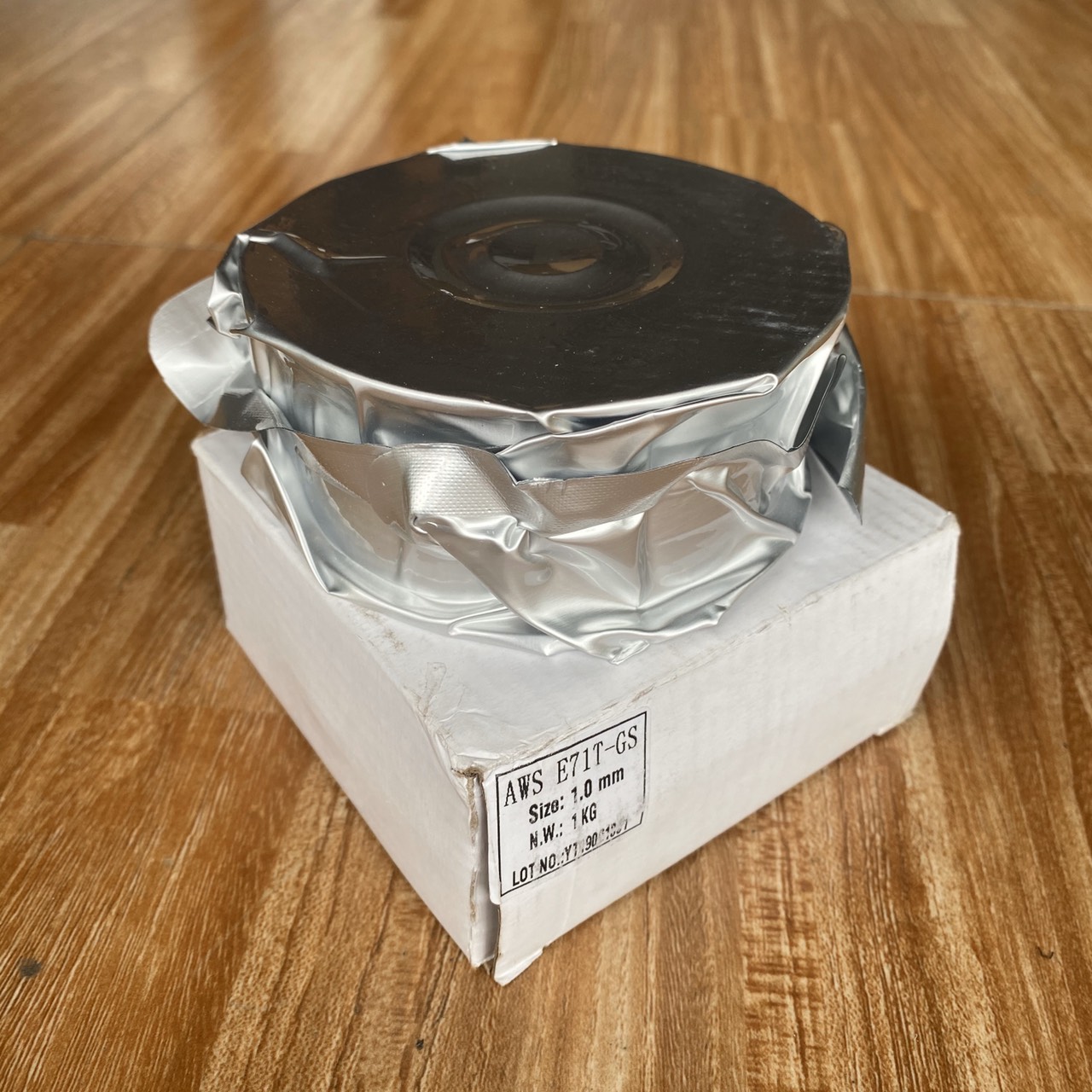 Cuộn dây hàn mig lõi thuốc 1kg-chuyên dụng cho máy hàn mig mini kenmax-sasuke