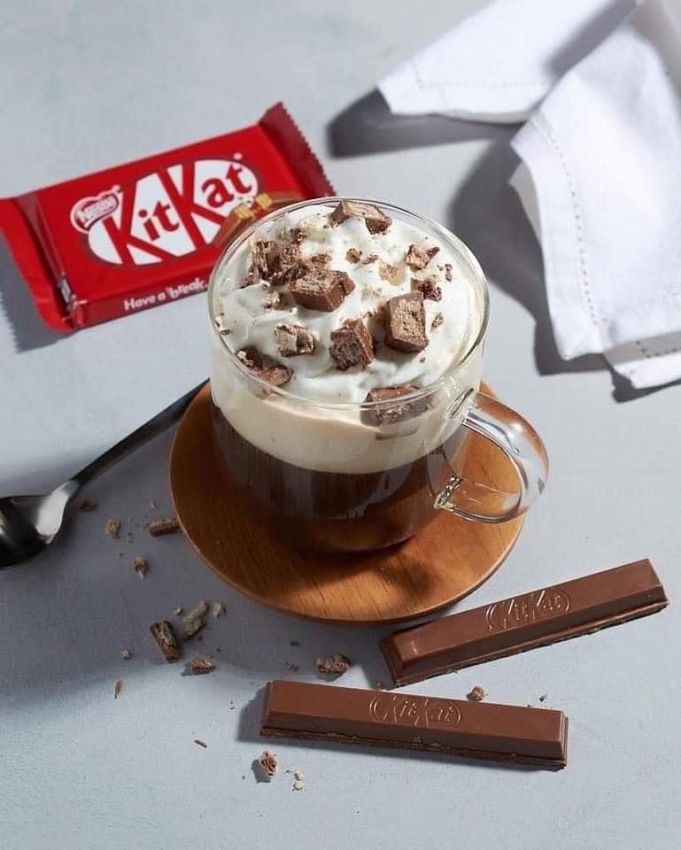 Bánh xốp phủ socola KitKat Thanh 2F gói 204g Cocoa Nestle