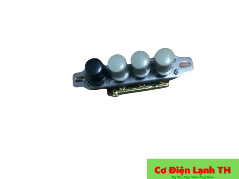 công tắc quạt 4 số đầu tròn loại 1