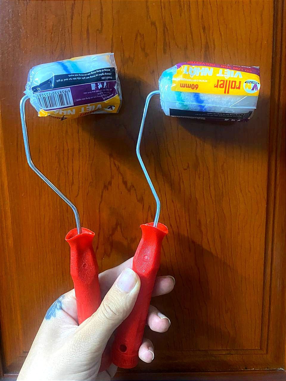 con lăn, cọ lăn sơn gỗ mini, lăn sơn 4cm, 6cm cán nhựa