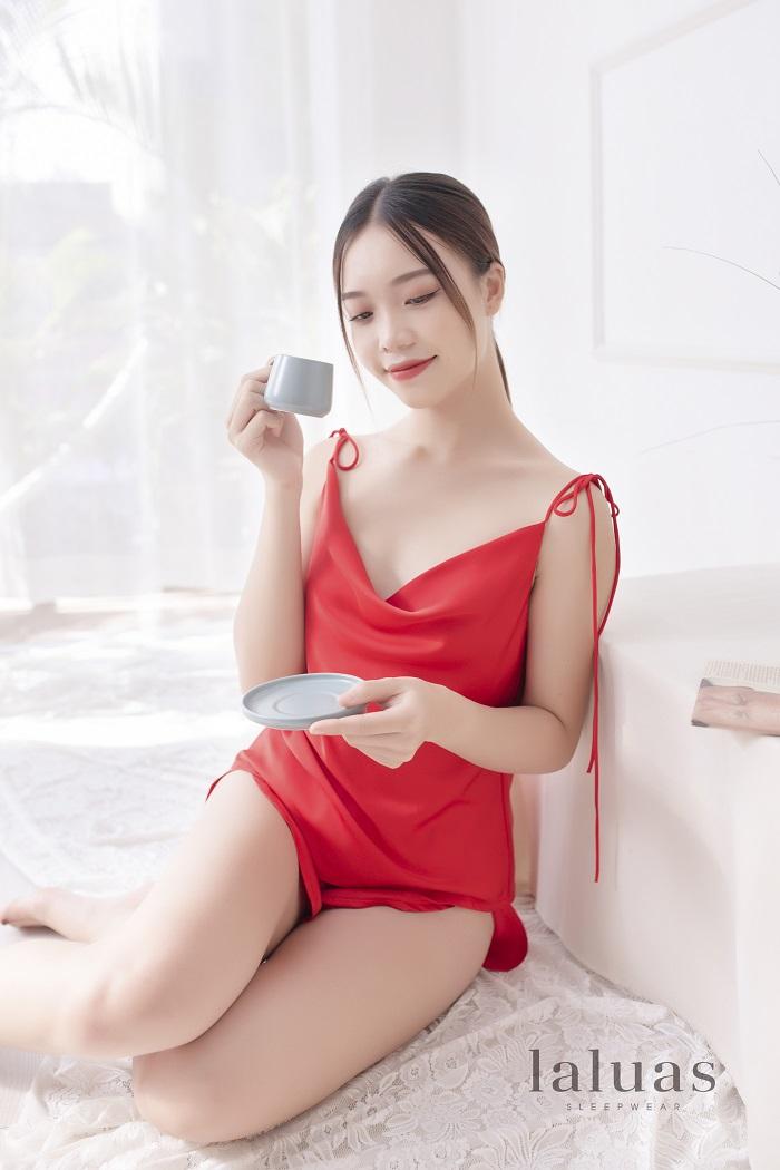 {Hình thật}Doris Set - Bộ ngủ lụa cao cấp cổ đổ hở lưng nóng bỏng
