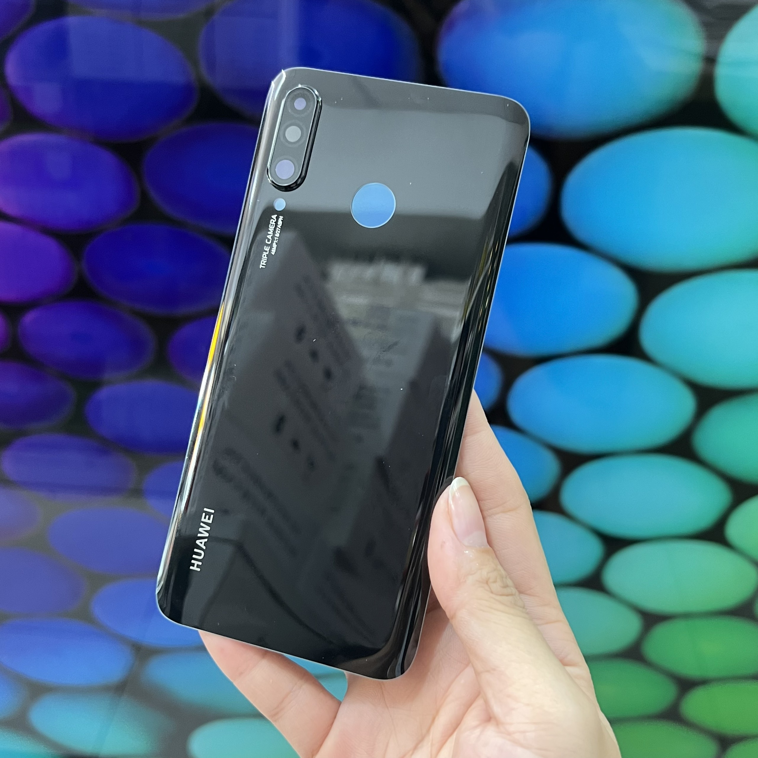 Nắp lưng Huawei P30 Lite (liền kính camera)