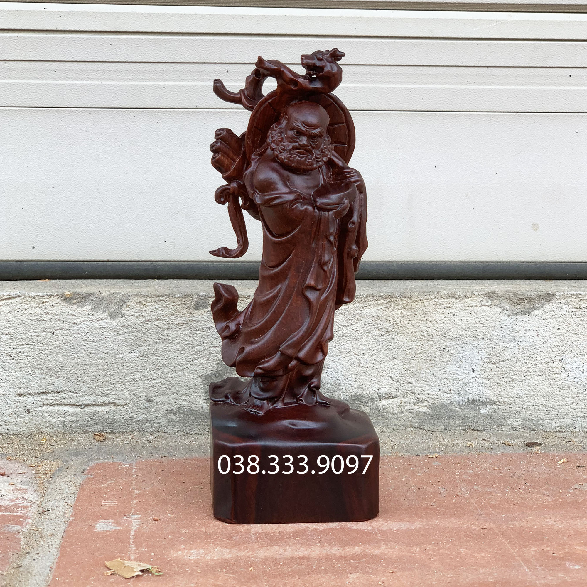 Tượng sư tổ đạt ma cao 20cm chất liệu gỗ trắc nguyên khối