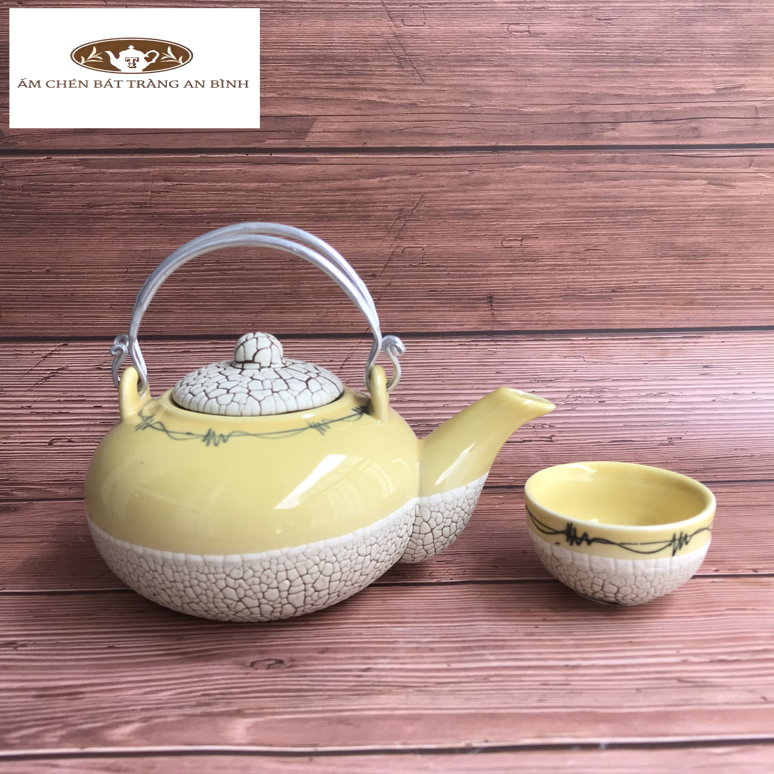 Bộ ấm chén gốm sứ Bát Tràng men Rạn Vàng Tròn
